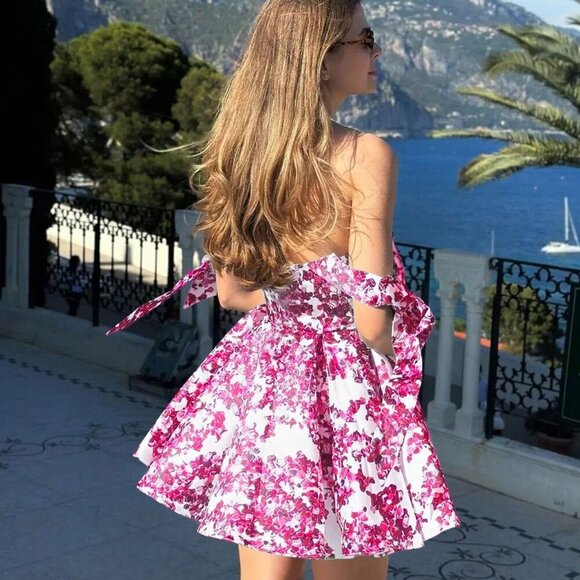 Multicolor Euro Elegant Womens Floral Print Low Cut Halter Mini Dress - Picture 3 of 11